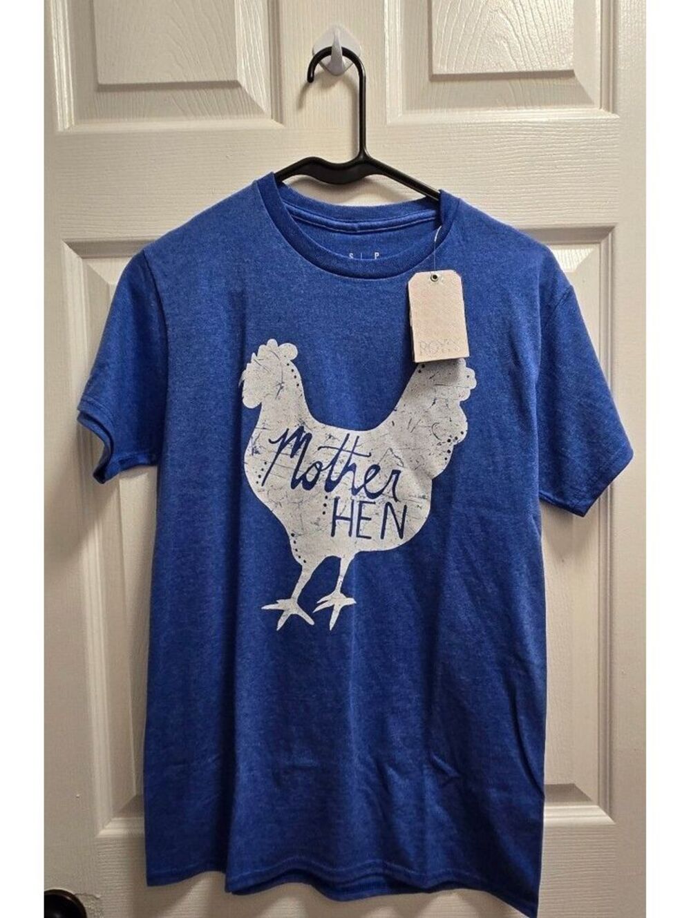 Royce Mother Hen Graphic T-Shirt Size Small Blue